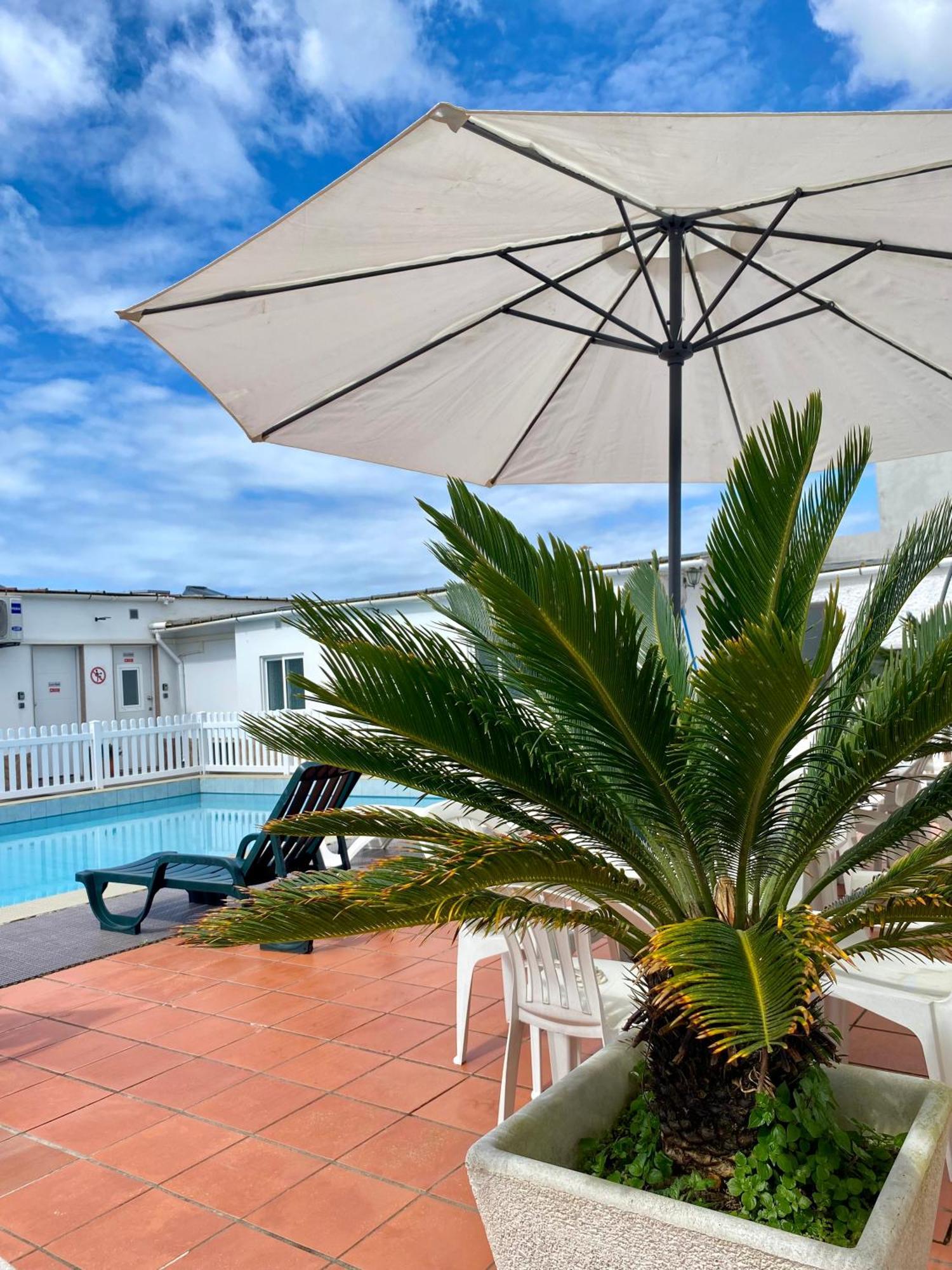 Live, Laugh, Love Beach Guest Home With Ac Madalena  외부 사진